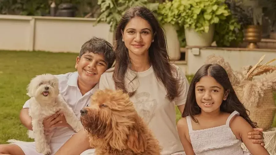स्नेहा रेड्डी ने दिखाई अपनी दुनिया, पोस्ट देखकर अल्लू अर्जुन को ढूंढने लगे फैंस