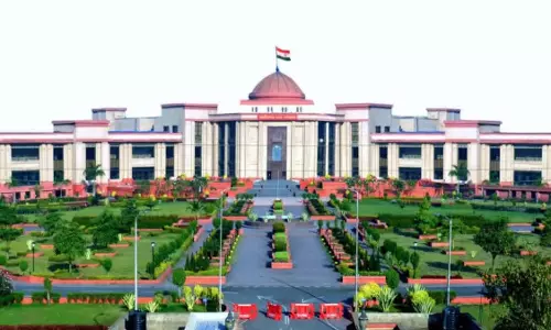 बिलासपुर में हवाई सुविधाओं के विस्तार और एयरपोर्ट के विकास को लेकर HC में सुनवाई हुई