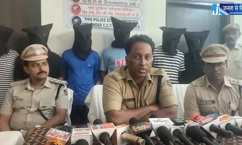 कालाहांडी में अंतरजिला चोरी गिरोह का पर्दाफाश, छह गिरफ्तार; नकदी और सोना-चांदी बरामद