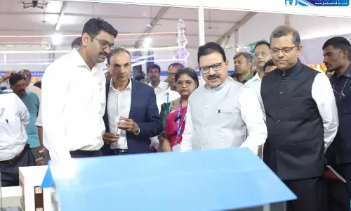 Telangana: TGERC प्रमुख ने बिजली प्रदर्शनी की सराहना की