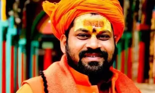 अयोध्या विवाद पहुंचा LIVE डिबेट तक कांग्रेस प्रवक्ता से भिड़े महंत राजू दास