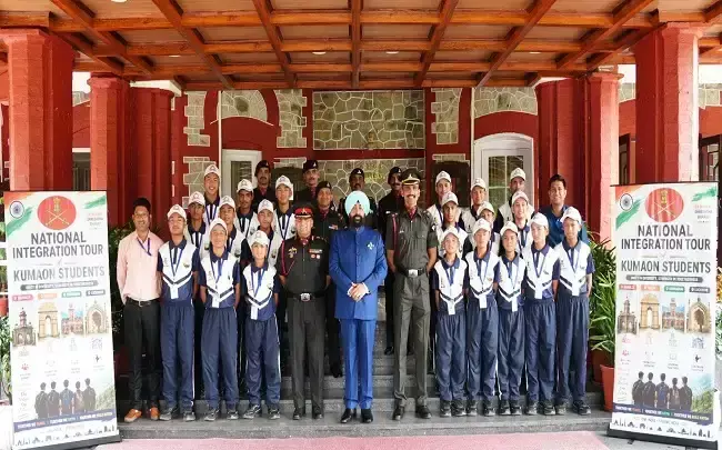 Dehradun: सीमावर्ती कुमाऊं के छात्रों की राज्यपाल से मुलाकात, अनुभवों पर हुई चर्चा