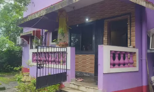 क्राइम ब्रांच ने मापुसा में तारक अरोलकर कार्यालय पर छापा मारा क्राइम ब्रांच ने मापुसा में तारक अरोलकर कार्यालय पर छापा मारा