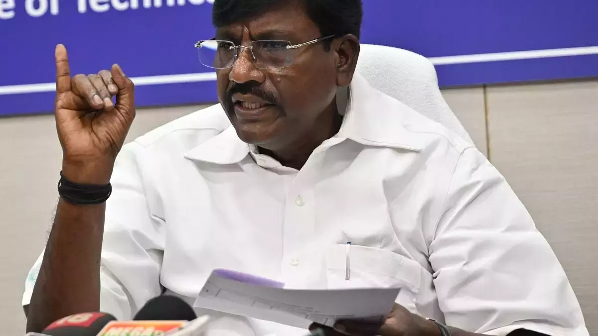 Tamil Nadu: मंत्री ने सरकारी कॉलेजों के लिए 6,000 असिस्टेंट प्रोफेसरों की भर्ती की घोषणा की Tamil Nadu: मंत्री ने सरकारी कॉलेजों के लिए 6,000 असिस्टेंट प्रोफेसरों की भर्ती की घोषणा की