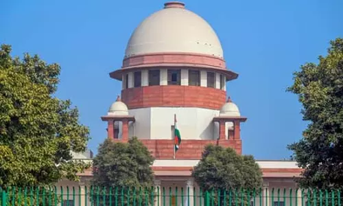 बांके बिहारी मंदिर में दान को लेकर सुप्रीम कोर्ट सख्त, कहा- हर एक पाई सीधे मंदिर की तिजोरी में जाए बांके बिहारी मंदिर में दान को लेकर सुप्रीम कोर्ट सख्त, कहा- हर एक पाई सीधे मंदिर की तिजोरी में जाए