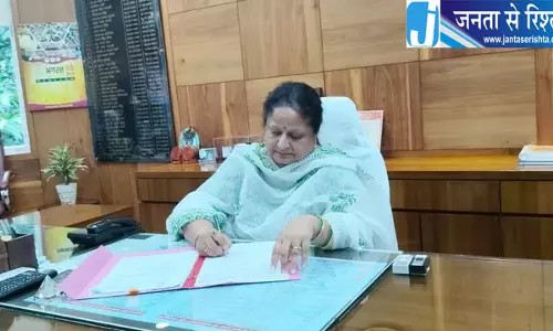 कानून-व्यवस्था और जनसमस्याओं का समयबद्ध निस्तारण प्राथमिकता: मंडलायुक्त संगीता सिंह