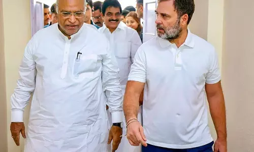 जाति गणना में OBC की एंट्री को लेकर बवाल कांग्रेस ने खोला नया मोर्चा जाति गणना में OBC की एंट्री को लेकर बवाल कांग्रेस ने खोला नया मोर्चा
