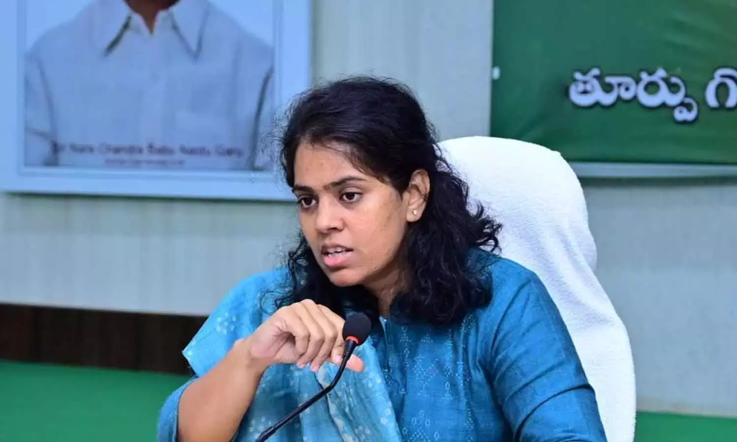 Andhra: अधिकारियों से स्थानीय निकाय चुनावों की प्रक्रिया में तेज़ी लाने को कहा गया