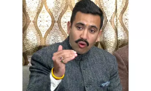 हिमाचल में सियासी घमासान, मंत्री ने BJP के विरोध को बताया गैरजिम्मेदार हिमाचल में सियासी घमासान, मंत्री ने BJP के विरोध को बताया गैरजिम्मेदार