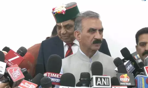 सीएम सुक्खू का विपक्ष पर निशाना, बोले- घोटाले छिपाने के लिए कर रहे प्रदर्शन सीएम सुक्खू का विपक्ष पर निशाना, बोले- घोटाले छिपाने के लिए कर रहे प्रदर्शन