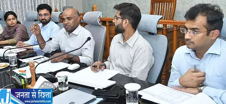 कर्नाटक SIR: 4.46 करोड़ मतदाताओं की ड्राफ्ट सूची जारी कर्नाटक SIR: 4.46 करोड़ मतदाताओं की ड्राफ्ट सूची जारी