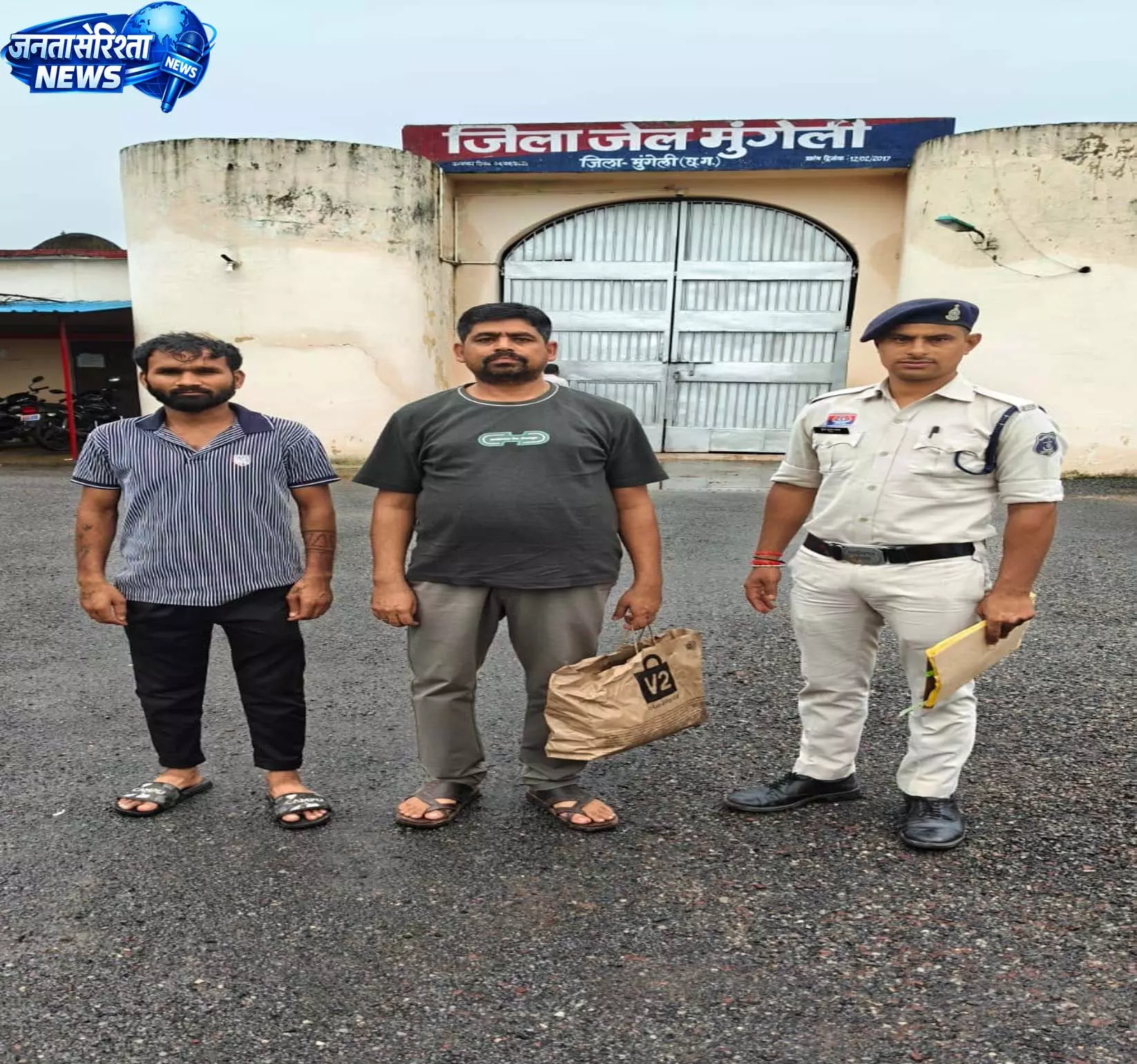 मंडी से चोरी किये अनाज खरीदने वाला दुकान संचालक गिरफ्तार मंडी से चोरी किये अनाज खरीदने वाला दुकान संचालक गिरफ्तार