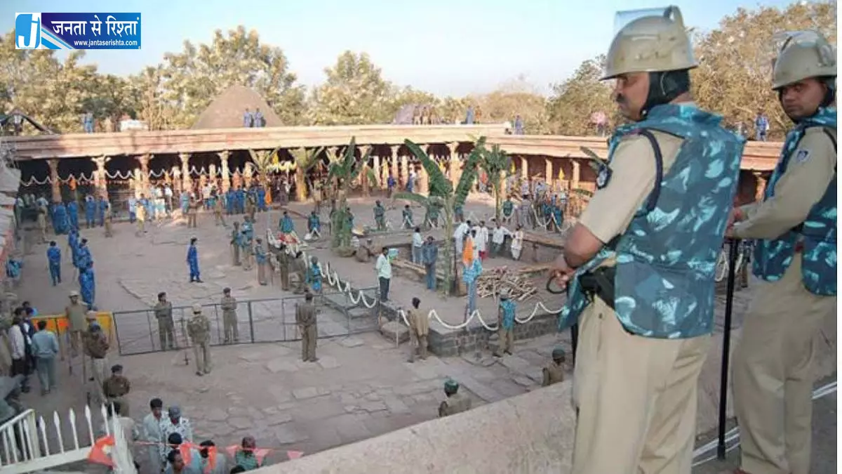 भोजशाला विवाद पर धार में आधे दिन का बंद भोजशाला विवाद पर धार में आधे दिन का बंद