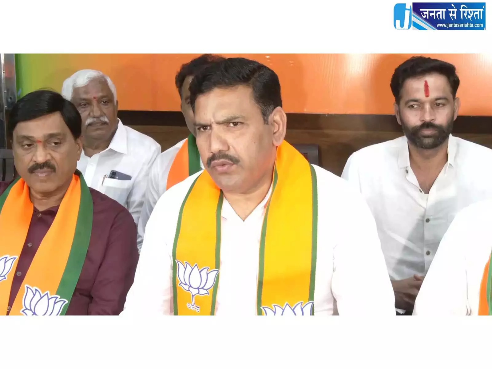कर्नाटक BJP प्रमुख ने वाल्मीकि कॉर्पोरेशन घोटाले के आरोपों को लेकर मंत्री नागेंद्र के इस्तीफे की मांग दोहराई कर्नाटक BJP प्रमुख ने वाल्मीकि कॉर्पोरेशन घोटाले के आरोपों को लेकर मंत्री नागेंद्र के इस्तीफे की मांग दोहराई
