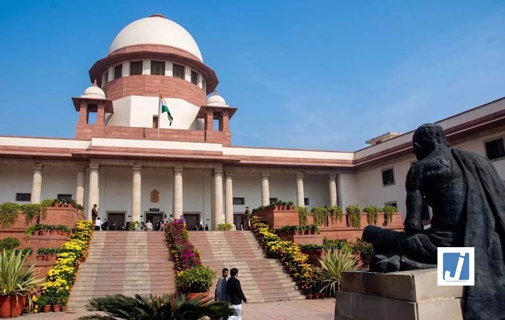 लखनऊ कोर्ट परिसर में हुए अवैध निर्माण को गिराया जाए, सुप्रीम कोर्ट का आदेश लखनऊ कोर्ट परिसर में हुए अवैध निर्माण को गिराया जाए, सुप्रीम कोर्ट का आदेश