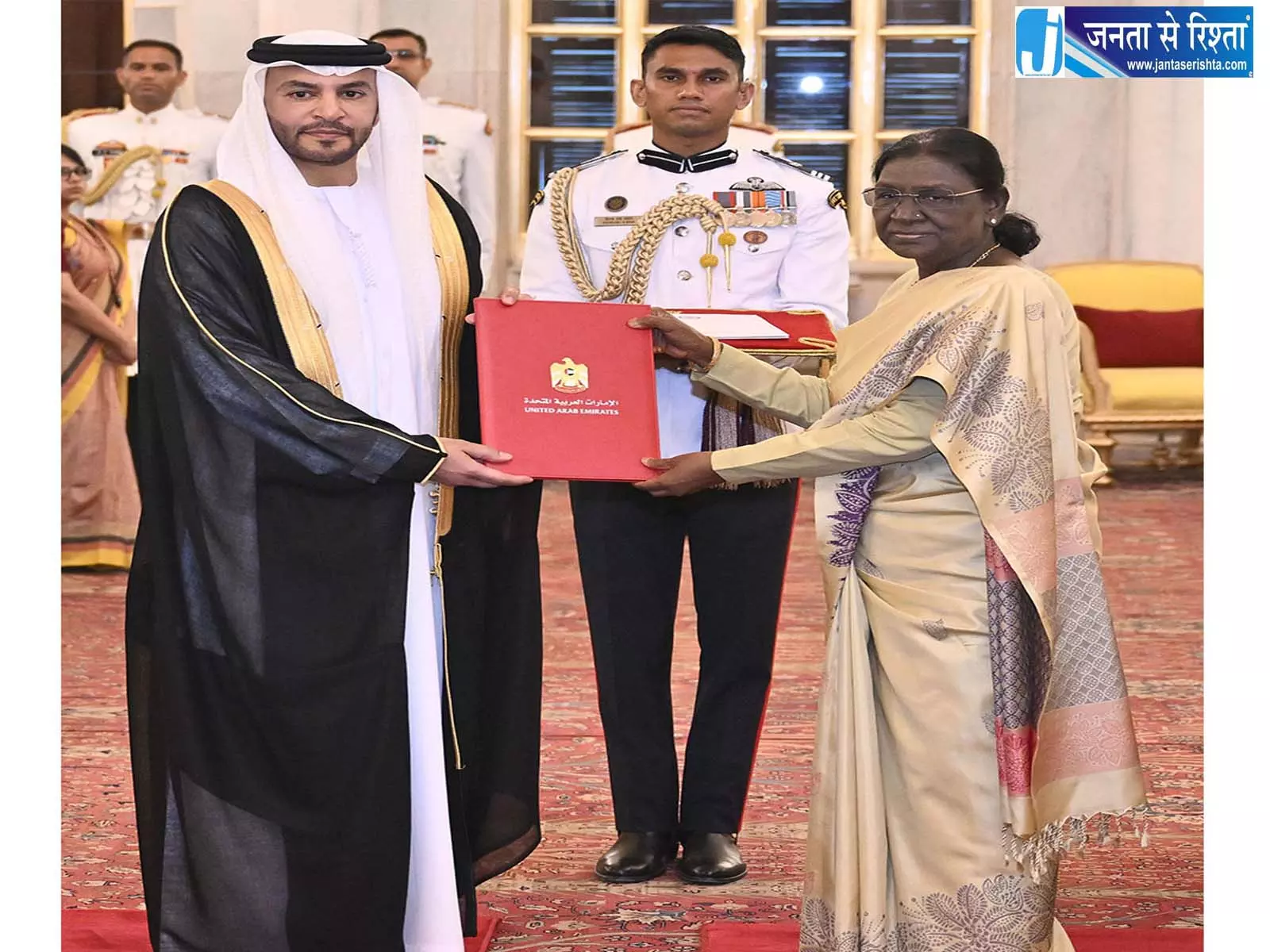 भारत-UAE संबंधों को नई मजबूती देंगे नए राजदूत, सहयोग बढ़ाने पर जोर भारत-UAE संबंधों को नई मजबूती देंगे नए राजदूत, सहयोग बढ़ाने पर जोर