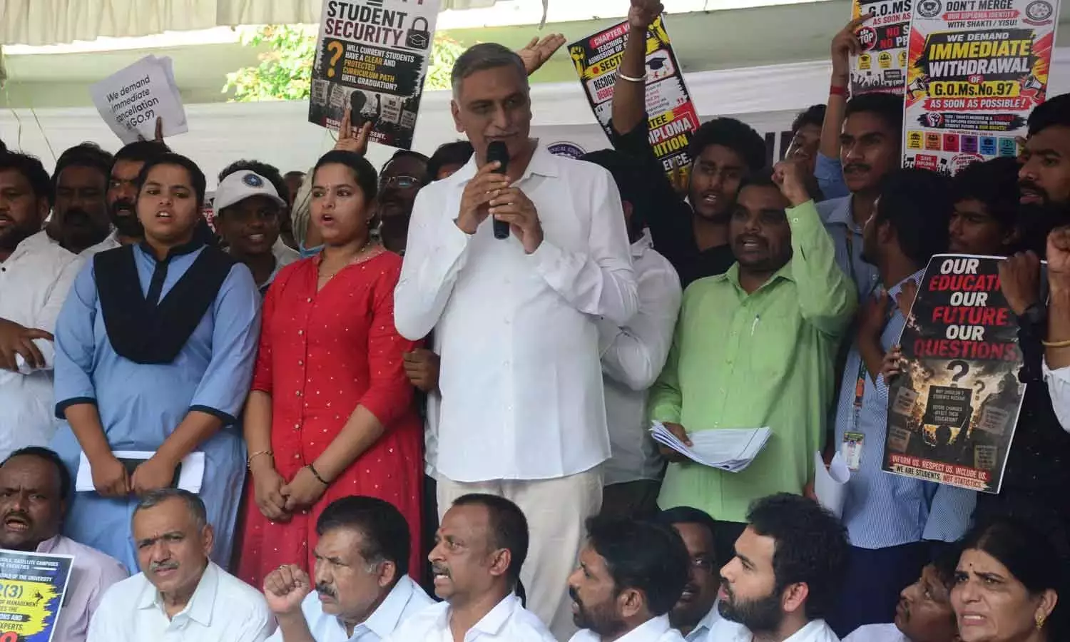 अगर GO 97 रद्द नहीं किया गया, तो BRS सचिवालय का घेराव करने की धमकी दे रही
