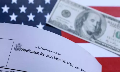 H-1B वीजा शुल्क बढ़ने पर IT इंडस्ट्री की चिंता बढ़ी
