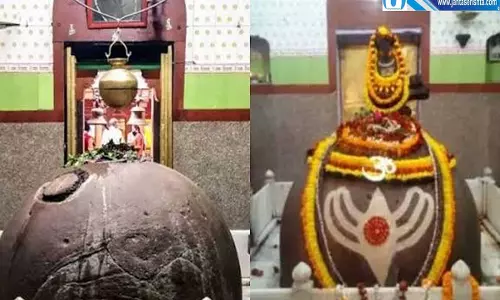 तिलभांडेश्वर महादेव मंदिर का अनोखा रहस्य सदियों से आस्था का केंद्र तिलभांडेश्वर महादेव मंदिर का अनोखा रहस्य सदियों से आस्था का केंद्र