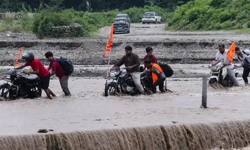 उत्तराखंड में बारिश का रेड अलर्ट