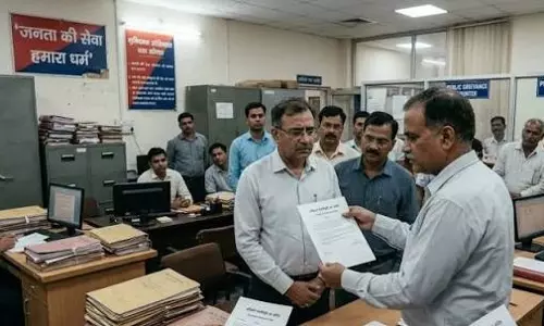 Chandigarh: जन शिकायतों की अनदेखी पर एक्सईएन के खिलाफ सख्त एक्शन, अनिवार्य सेवानिवृत्ति Chandigarh: जन शिकायतों की अनदेखी पर एक्सईएन के खिलाफ सख्त एक्शन, अनिवार्य सेवानिवृत्ति