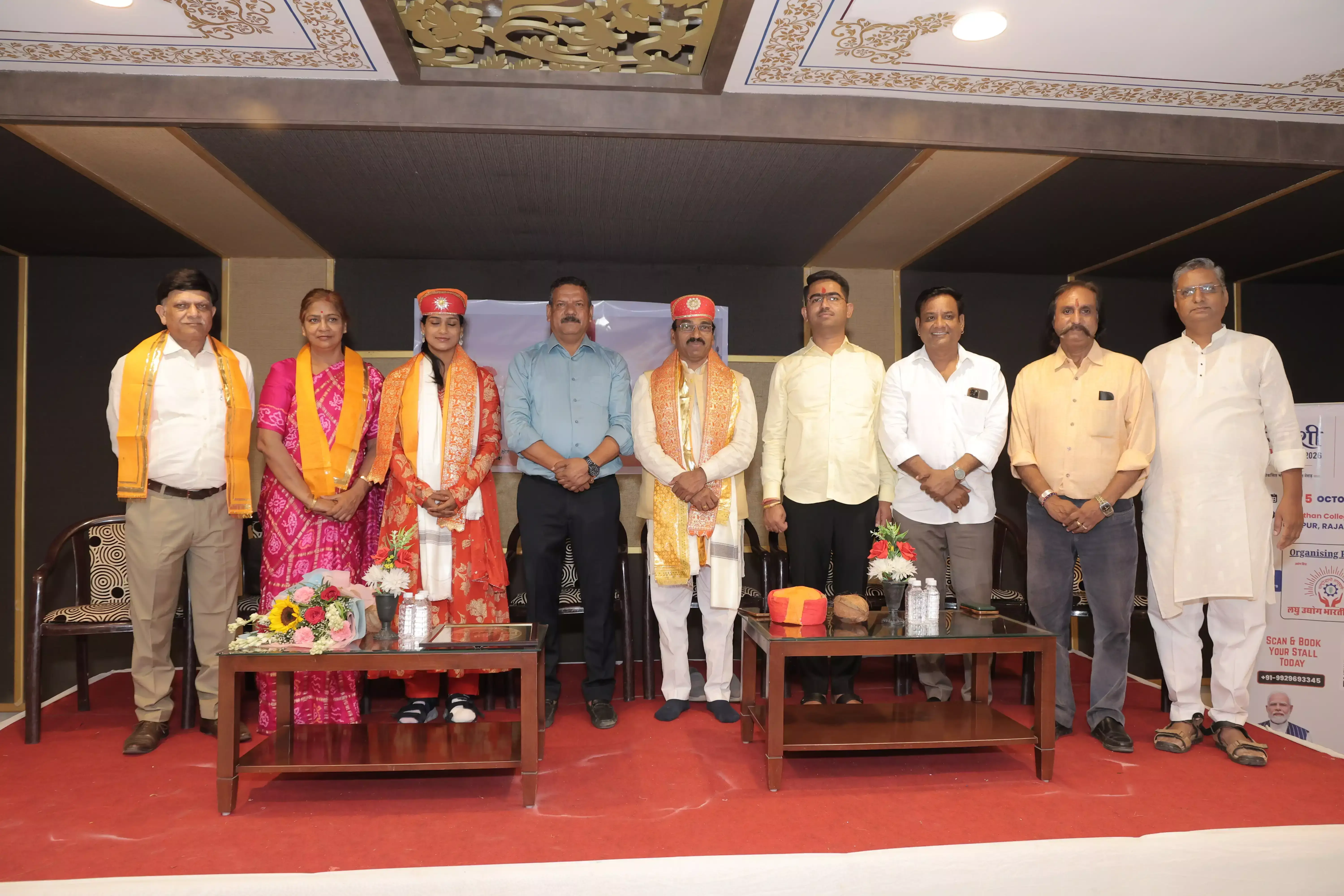 Udaipur: अंदर की बाधाओं को जीतकर दुनिया जीतने का मंत्र, मनस्वी अग्रवाल ने दिया संदेश Udaipur: अंदर की बाधाओं को जीतकर दुनिया जीतने का मंत्र, मनस्वी अग्रवाल ने दिया संदेश