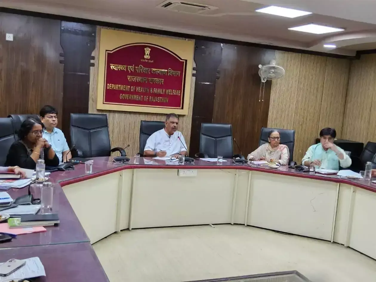 Jaipur: स्वाइन फ्लू को लेकर सतर्कता बढ़ी, मौसमी बीमारियों पर विशेष निगरानी के निर्देश Jaipur: स्वाइन फ्लू को लेकर सतर्कता बढ़ी, मौसमी बीमारियों पर विशेष निगरानी के निर्देश