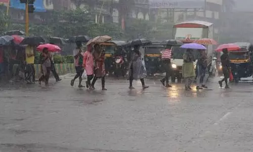 कोडागु में लगातार भारी बारिश से जनजीवन प्रभावित, भागमंडल त्रिवेणी संगम में उफान कोडागु में लगातार भारी बारिश से जनजीवन प्रभावित, भागमंडल त्रिवेणी संगम में उफान