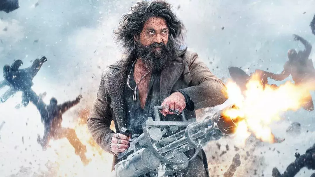 Toxic के सीन सोशल मीडिया पर न डालें; मेकर्स की सख्त अपील Toxic के सीन सोशल मीडिया पर न डालें; मेकर्स की सख्त अपील