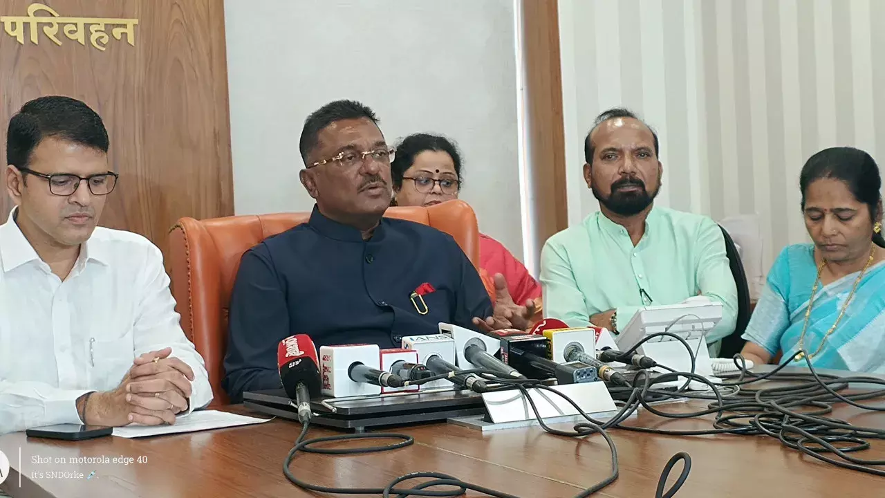 मराठी भाषा ट्रेनिंग: ऑटो-टैक्सी ड्राइवरों के लिए फैसला रहेगा बरकरार