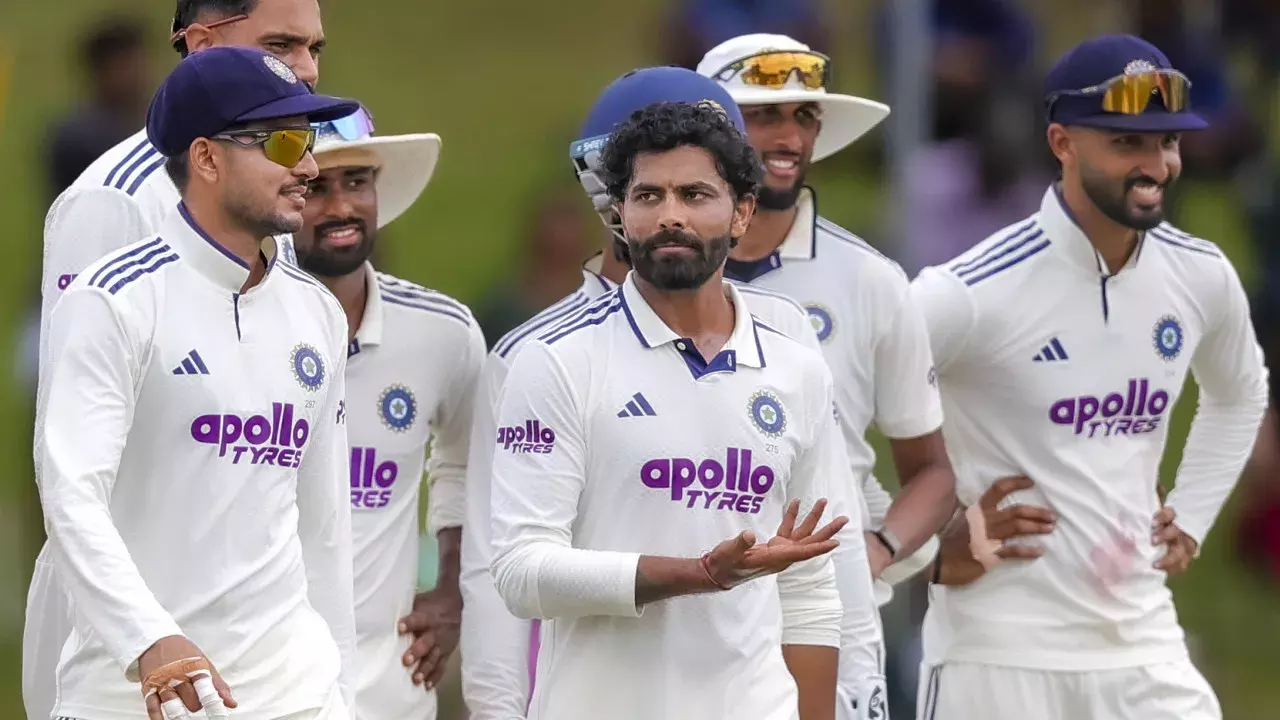 दूसरा टेस्ट: सिराज-जडेजा के झटके, फॉलो-ऑन के बाद श्रीलंका 83/2