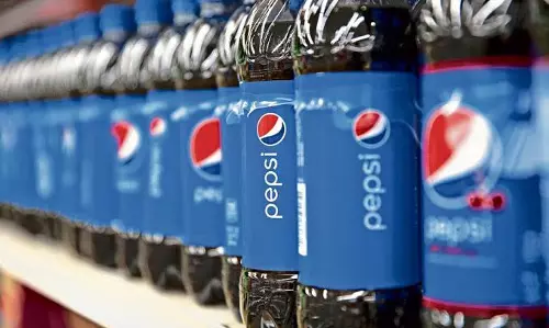 Pepsi वाली कंपनी के शेयर में बड़ी गिरावट क्या अब खरीदारी का मौका