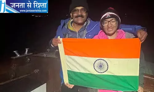 16 साल की दिव्या महाजन ने रचा इतिहास, 15 घंटे 50 मिनट में पार किया नॉर्थ चैनल 16 साल की दिव्या महाजन ने रचा इतिहास, 15 घंटे 50 मिनट में पार किया नॉर्थ चैनल