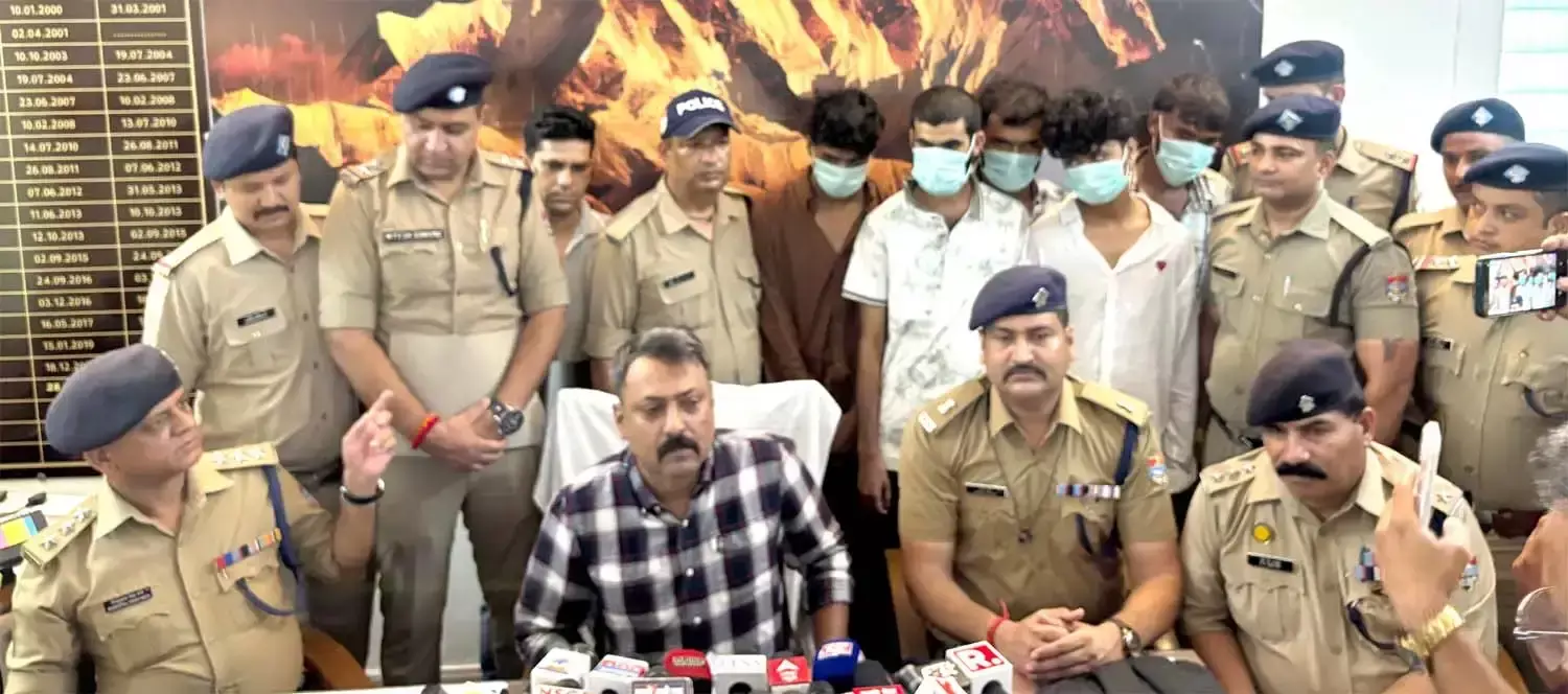 Haridwar: स्विफ्ट कार की चेकिंग में बड़ा खुलासा, करोड़ों की डिजिटल मनी ट्रेल सामने आई