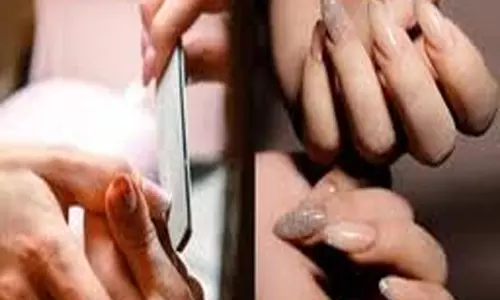 नेल एक्सटेंशन से पहले रखें सावधानी वरना हो सकती है परेशानी