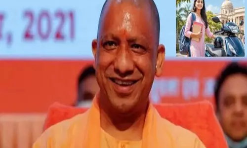 महिला वोटरों पर योगी सरकार का फोकस स्कूटी से मुफ्त बस यात्रा तक बड़े ऐलान