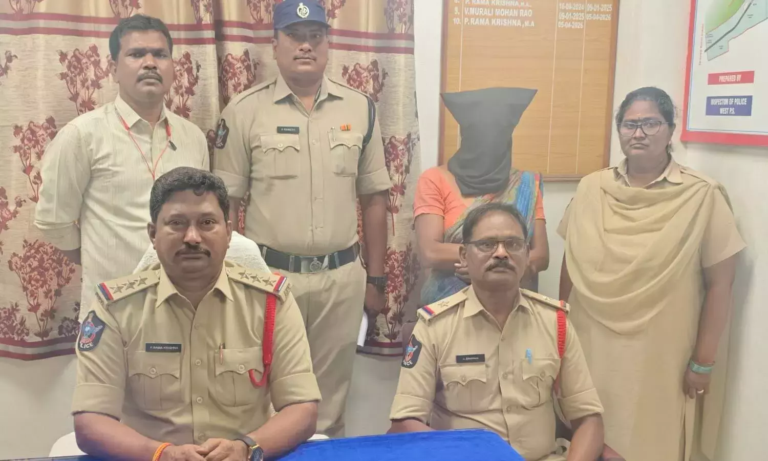 Andhra: विद्याोदय कॉलेज के पास 5 किलो गांजे के साथ महिला पकड़ी गई