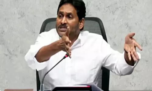 जगन ने आंध्र सरकार को घेरा, बोले किसानों की अनदेखी हो रही
