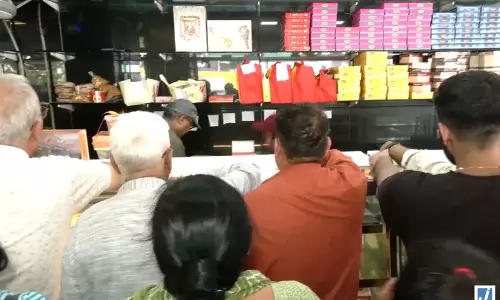 रक्षाबंधन की खरीदारी पर महंगाई की मार बाजारों में उमड़ी भीड़ लेकिन बजट पर बढ़ा दबाव