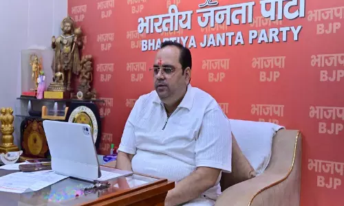 स्वाइन फ्लू तैयारी पर दिल्ली के सरकारी अस्पतालों के साथ बैठक