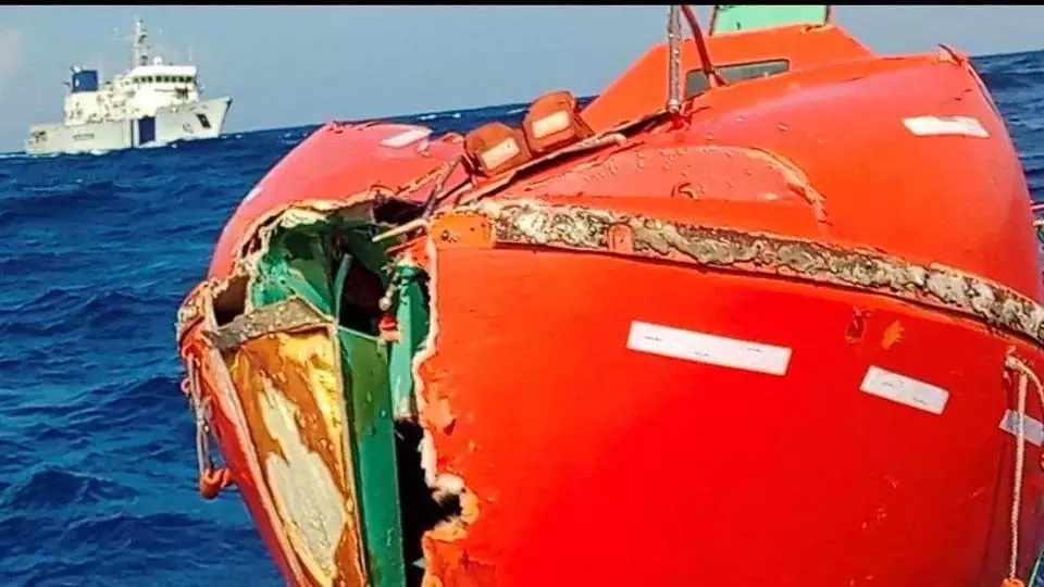 MV ओशन विनर हादसा, खाली लाइफबोट मिली, 22 क्रू सदस्य अभी भी लापता MV ओशन विनर हादसा, खाली लाइफबोट मिली, 22 क्रू सदस्य अभी भी लापता