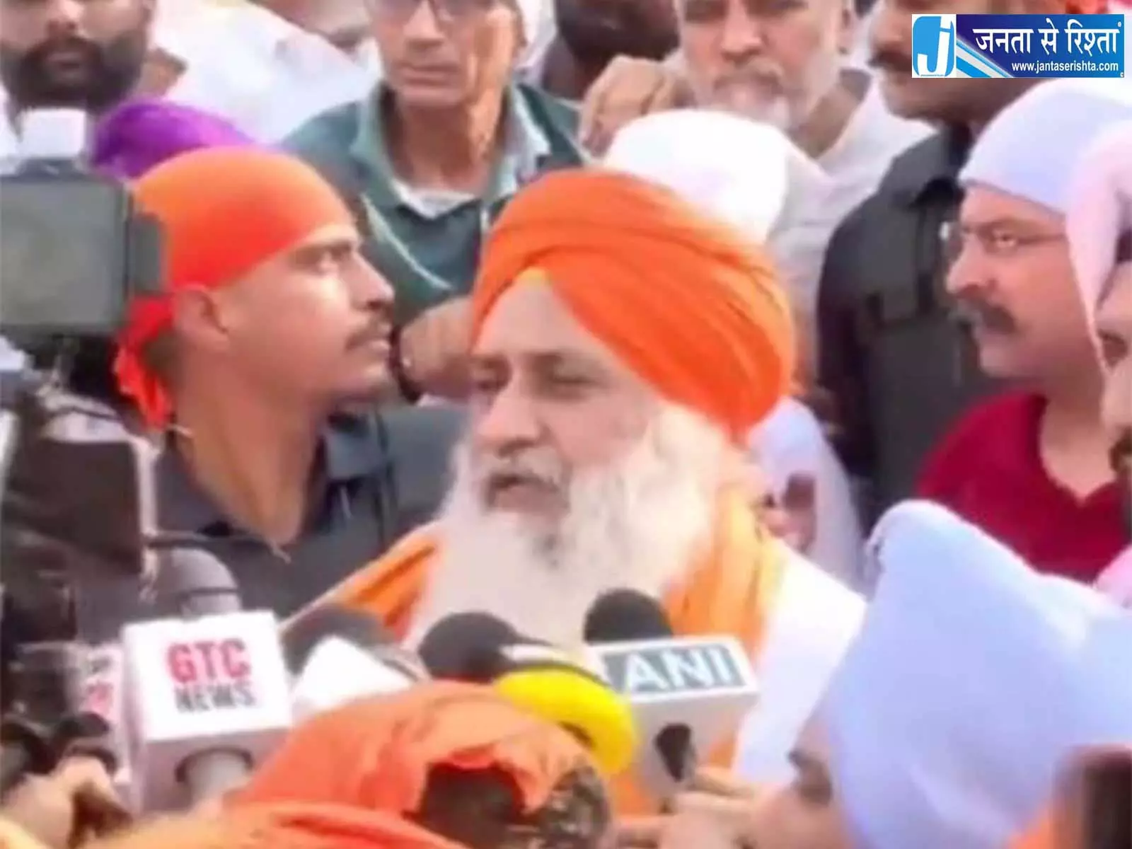 पंजाब की सियासत गरमाई, सुखबीर बादल ने लगाए गंभीर आरोप पंजाब की सियासत गरमाई, सुखबीर बादल ने लगाए गंभीर आरोप
