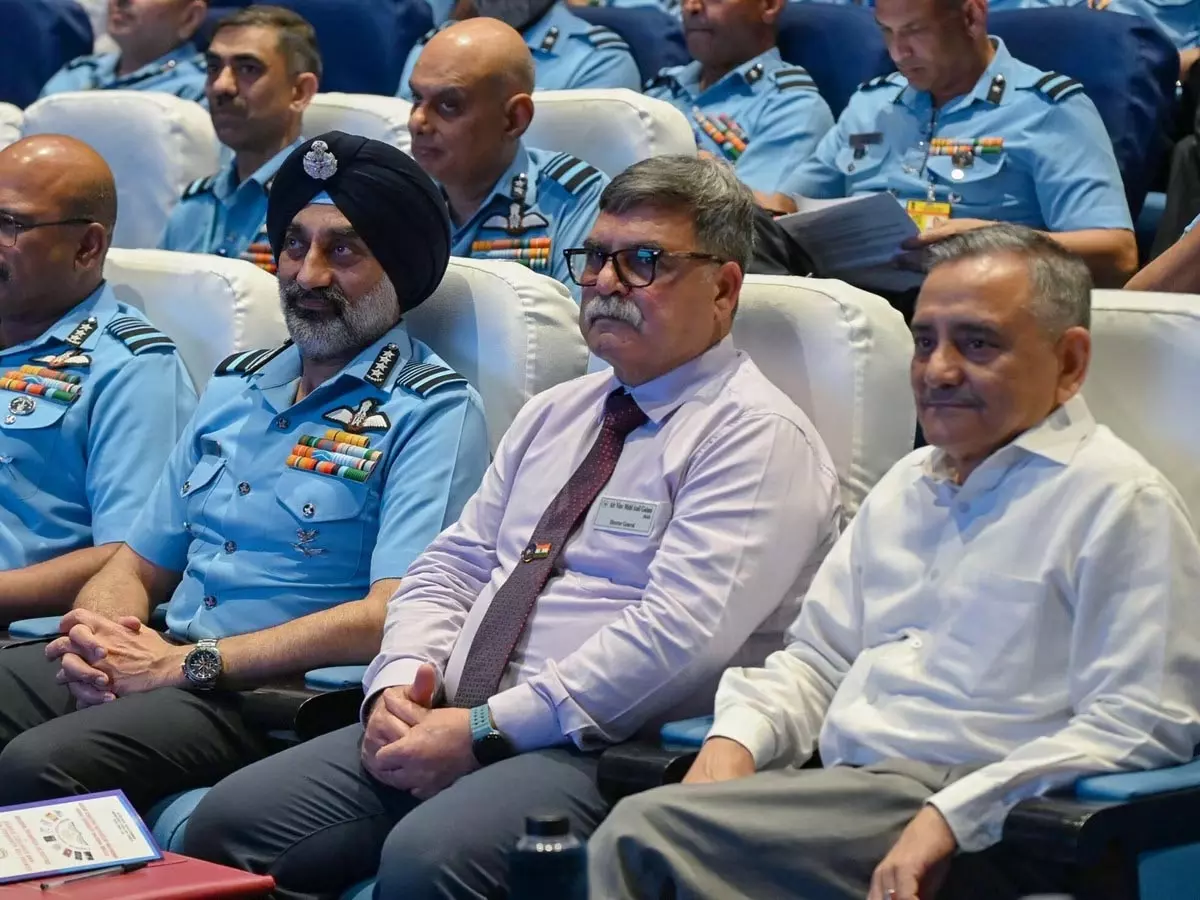 किराना हिल्स को भारत ने नहीं बनाया निशाना, सरगोधा की ओर भेजे गए थे ड्रोन: जनरल किराना हिल्स को भारत ने नहीं बनाया निशाना, सरगोधा की ओर भेजे गए थे ड्रोन: जनरल