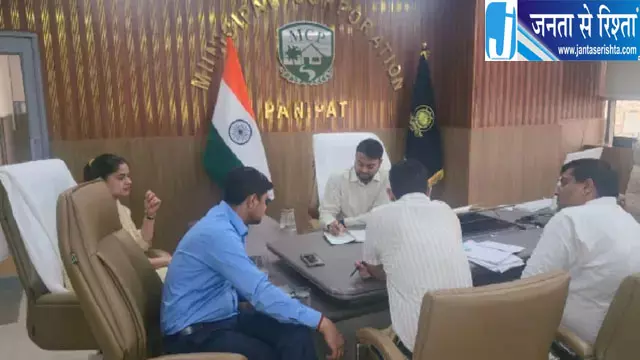 वार्ड 3 में सड़क और नालों की सफाई शुरू वार्ड 3 में सड़क और नालों की सफाई शुरू
