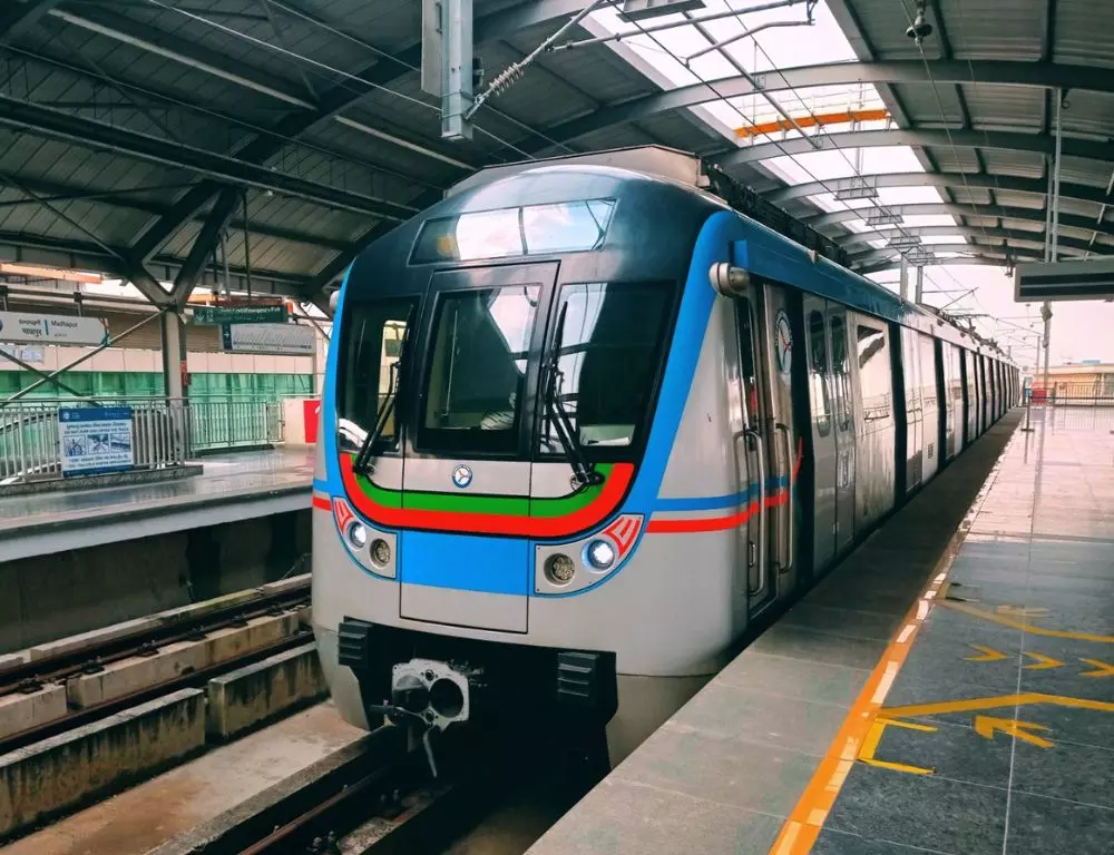 Hyderabad मेट्रो ने 10 नए कोच खरीदने की प्रक्रिया तेज की Hyderabad मेट्रो ने 10 नए कोच खरीदने की प्रक्रिया तेज की