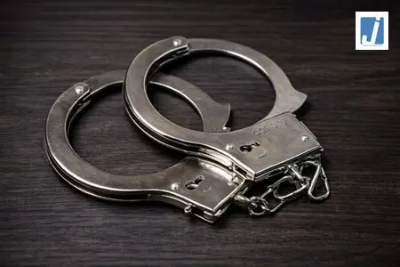 भारत-बांग्लादेश सीमा पर बड़ी कार्रवाई 5 घुसपैठिए और भारतीय एजेंट गिरफ्तार भारत-बांग्लादेश सीमा पर बड़ी कार्रवाई 5 घुसपैठिए और भारतीय एजेंट गिरफ्तार
