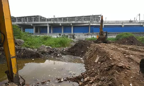 Delhi जसोला नाले पर जिम्मेदारी की जंग एजेंसियां आमने-सामने Delhi जसोला नाले पर जिम्मेदारी की जंग एजेंसियां आमने-सामने