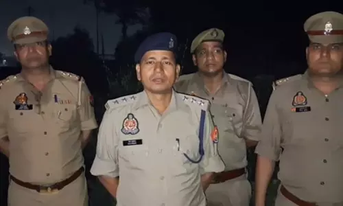 पुलिस मुठभेड़ में 5 हजार का इनामी बदमाश गिरफ्तार, पैर में लगी गोली