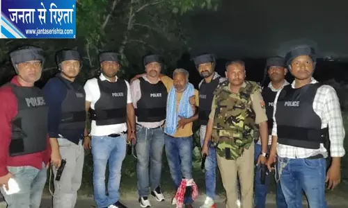 50 हजार का इनामी बदमाश गुड्डू ढाढ़ी पुलिस मुठभेड़ में गिरफ्तार, पैर में गोली लगने से घायल