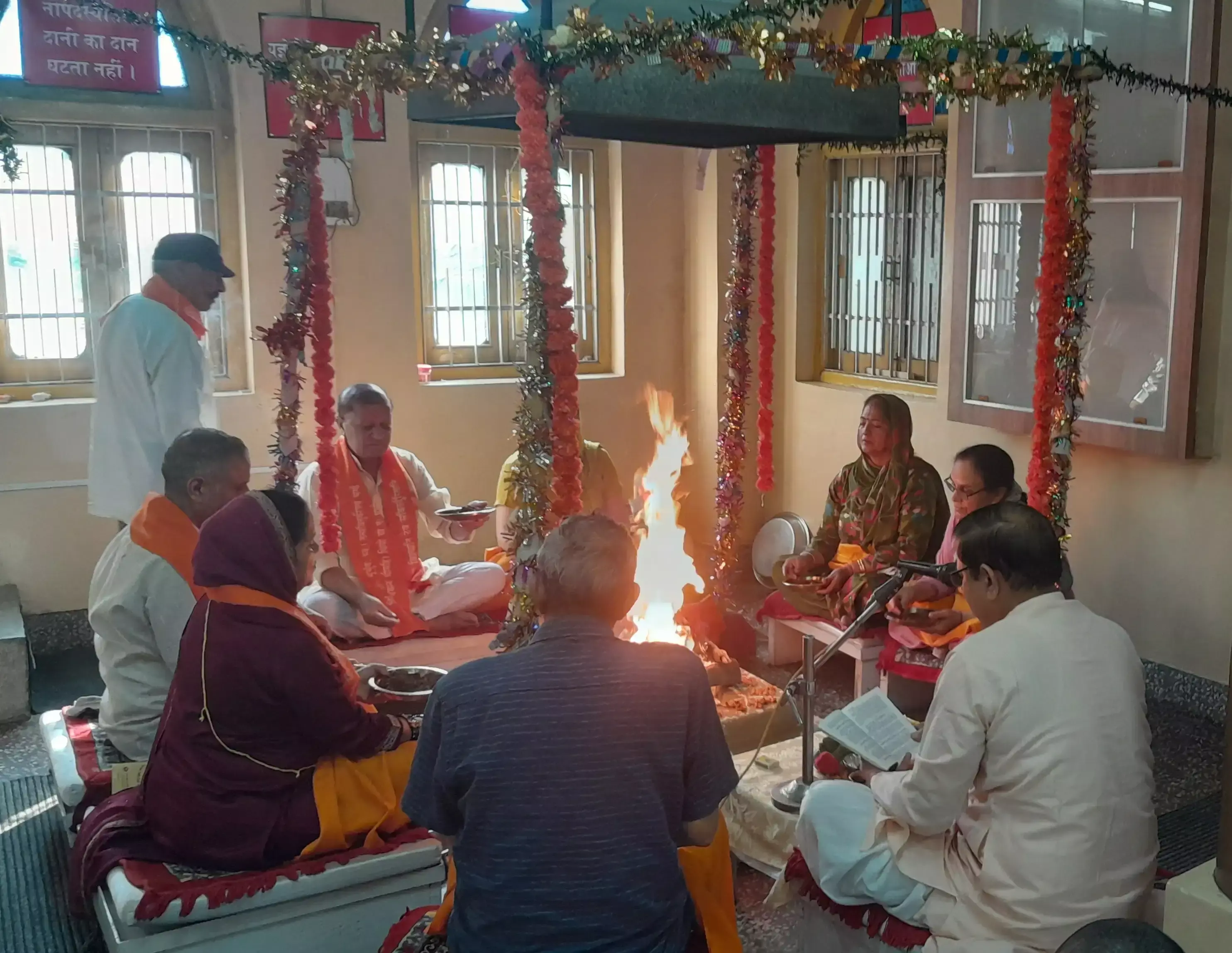 Mandi: श्रावणी पर्व पर आर्य समाज मंदिर में धार्मिक आयोजन, वेद सप्ताह का शुभारंभ